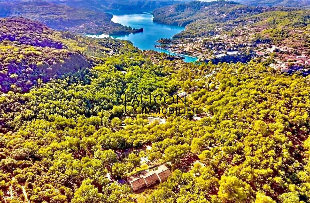 Maison à ESPARRON-DE-VERDON