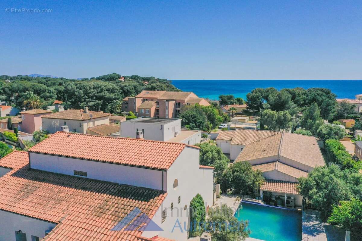 Maison à CARRY-LE-ROUET