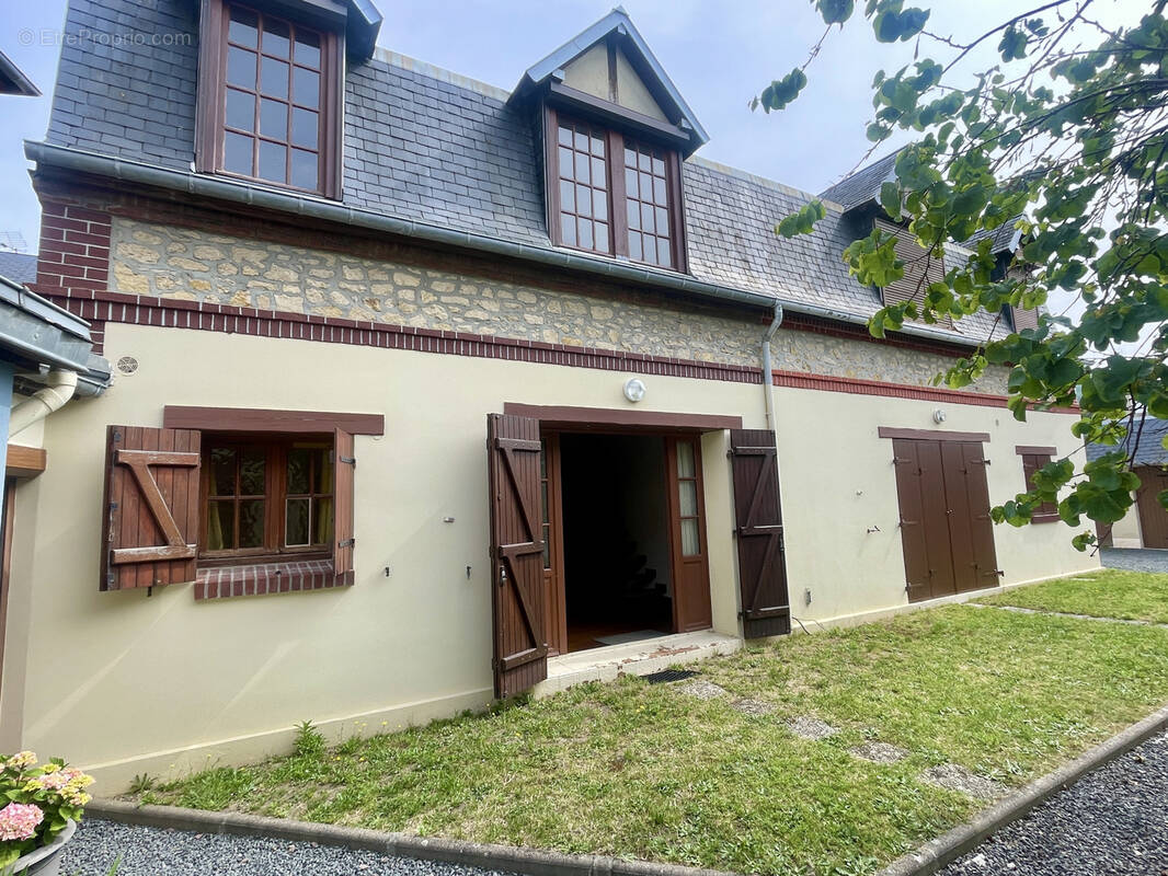 Maison à DIVES-SUR-MER