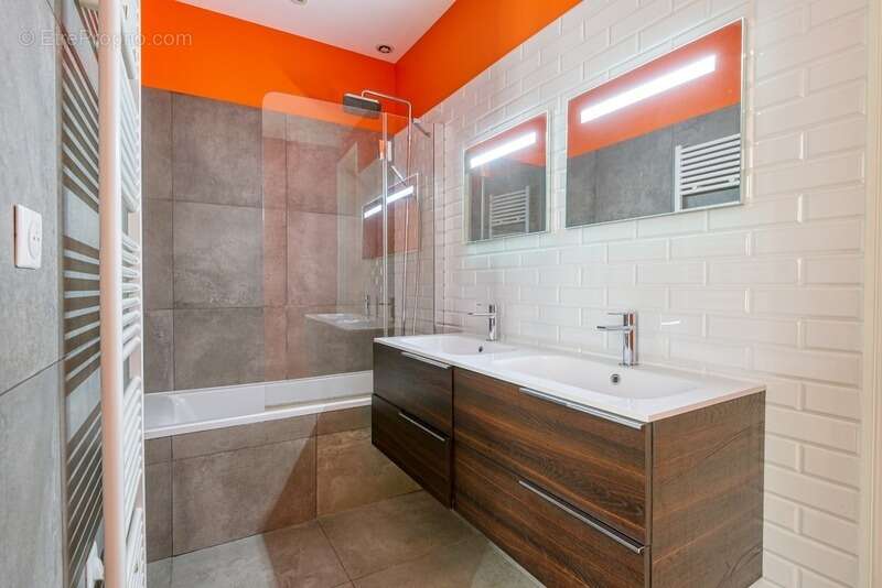 Appartement à LYON-6E