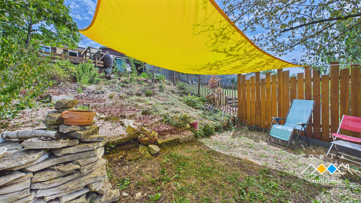 TOMBLAINE - Maison 4 pièces avec jardin et garage - photo 9