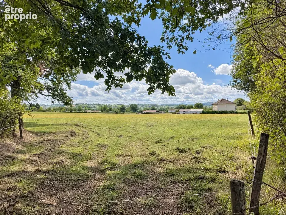 Terrain à YTRAC