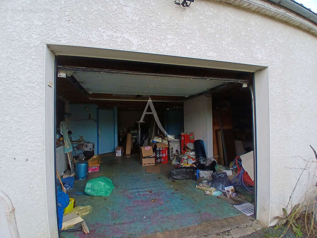 Maison à MONTPELLIER-DE-MEDILLAN