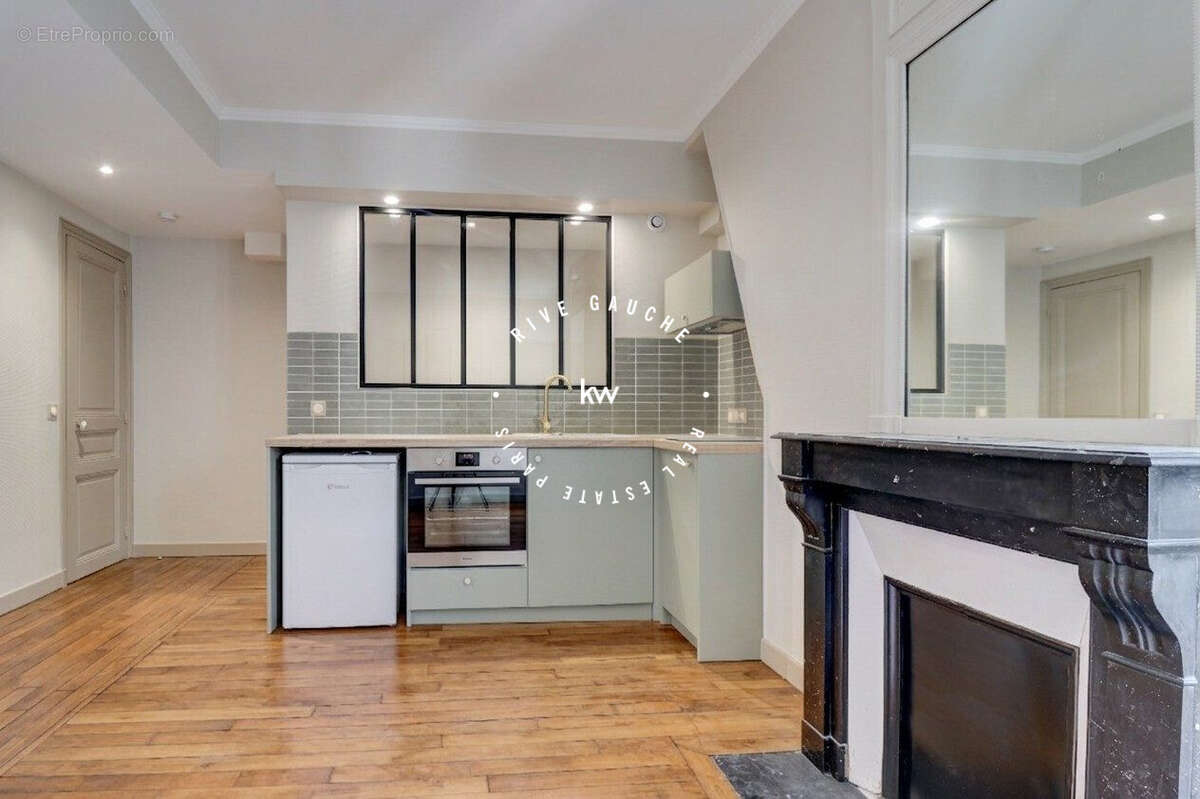 Appartement à PARIS-14E