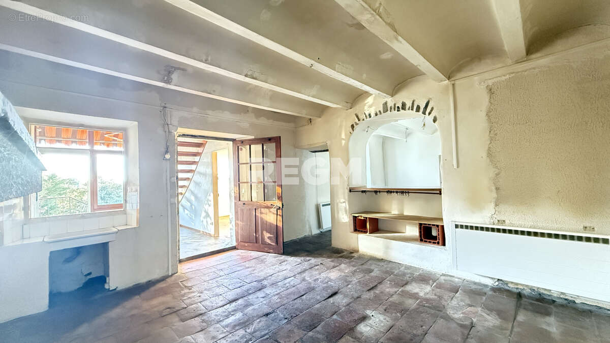 Maison à SAINT-SEBASTIEN-D'AIGREFEUILLE