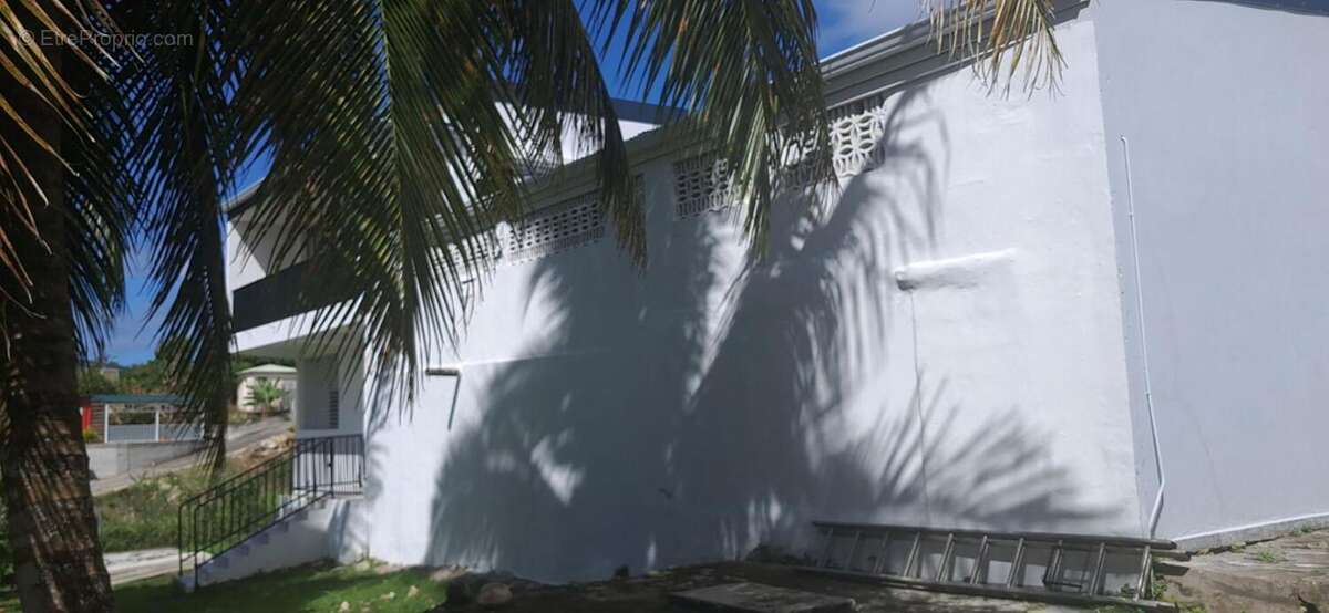 Maison à GRAND-BOURG