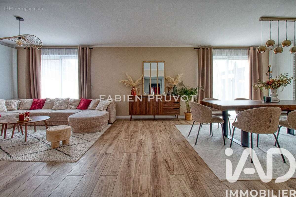 Maison 170 m² à Herblay  - photo 2
