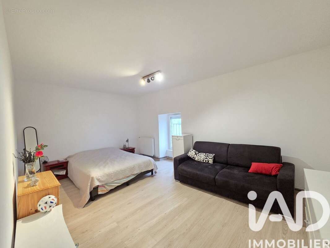 Photo 6 - Maison à VOUILLE