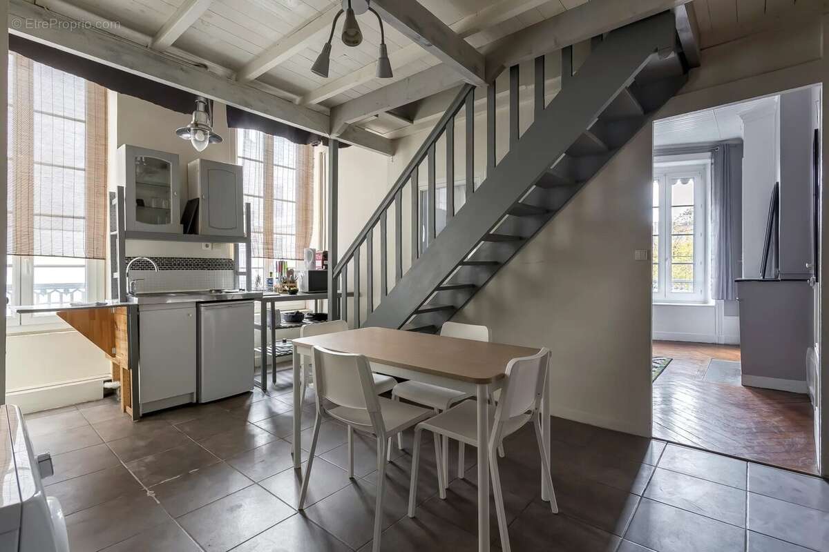 Appartement à LYON-9E