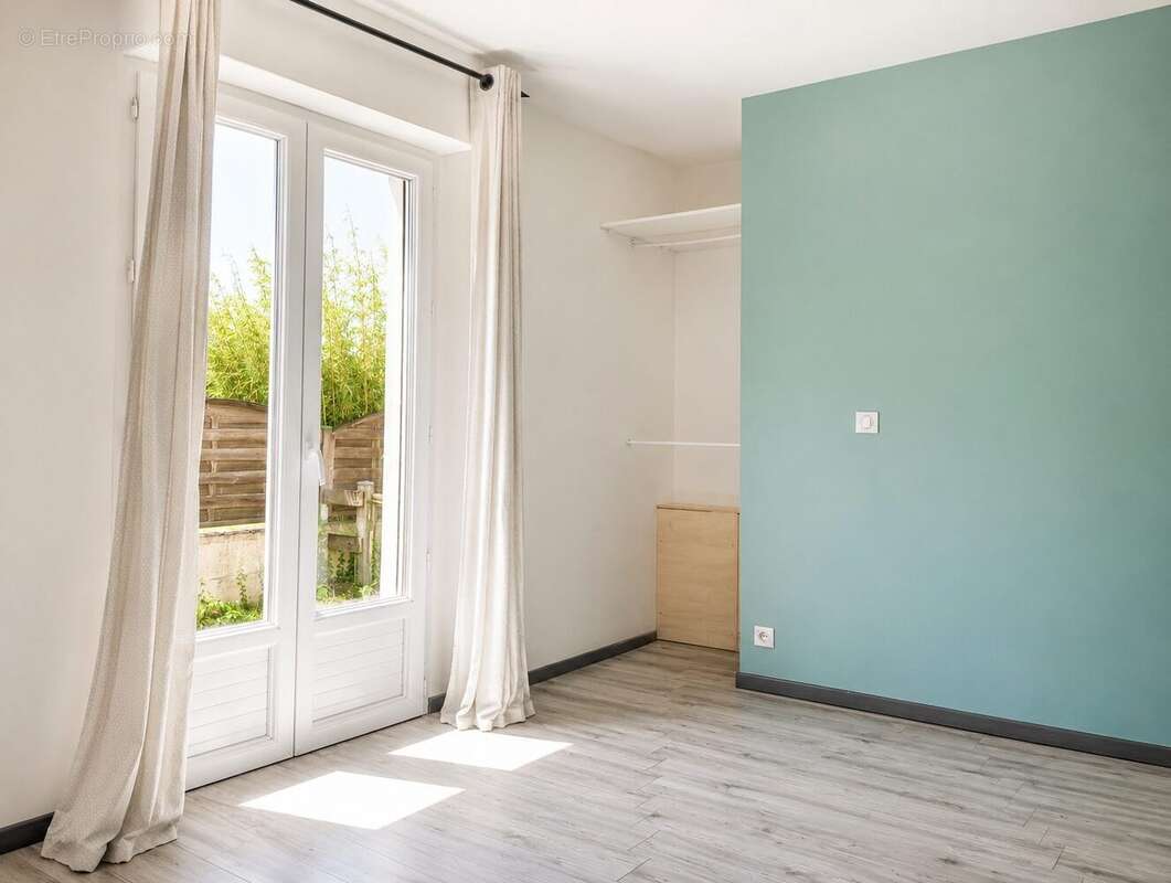 Maison 138 m² à Montrevault  - photo 7