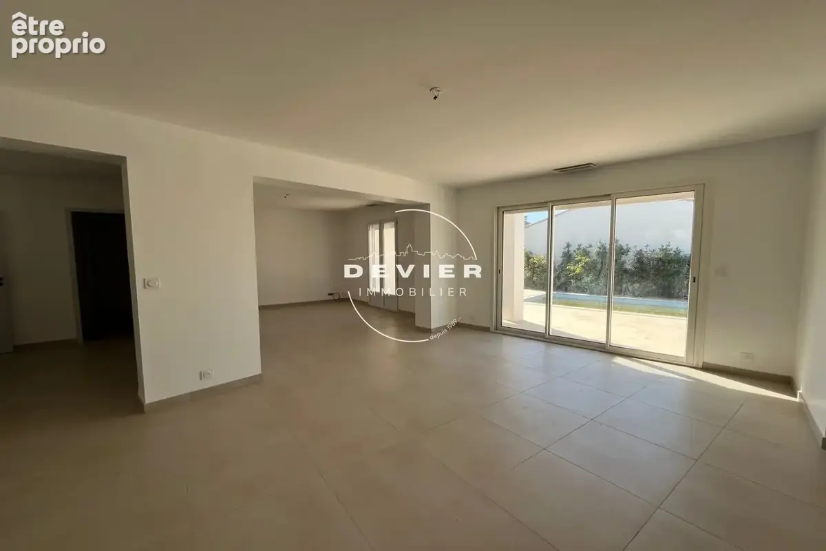 Maison 4 pièces 120 m² à vendre à Le Cailar (30740) - photo 3