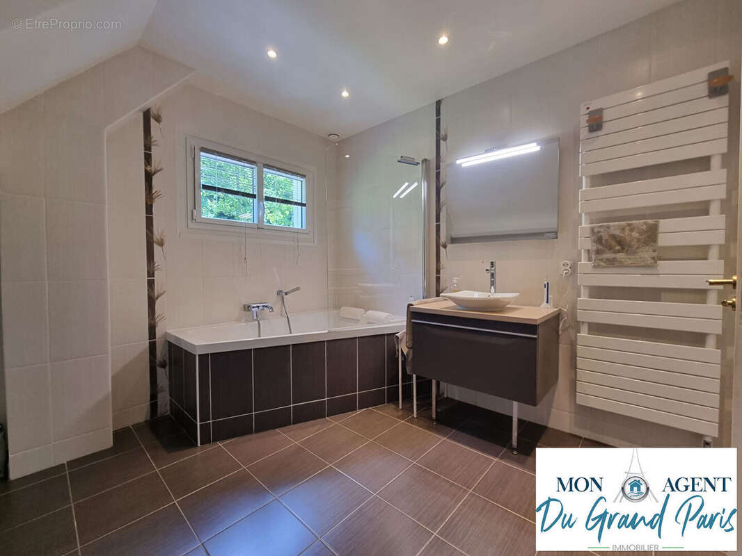 Maison à VERSAILLES