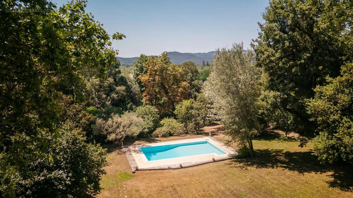 Maison à CADENET