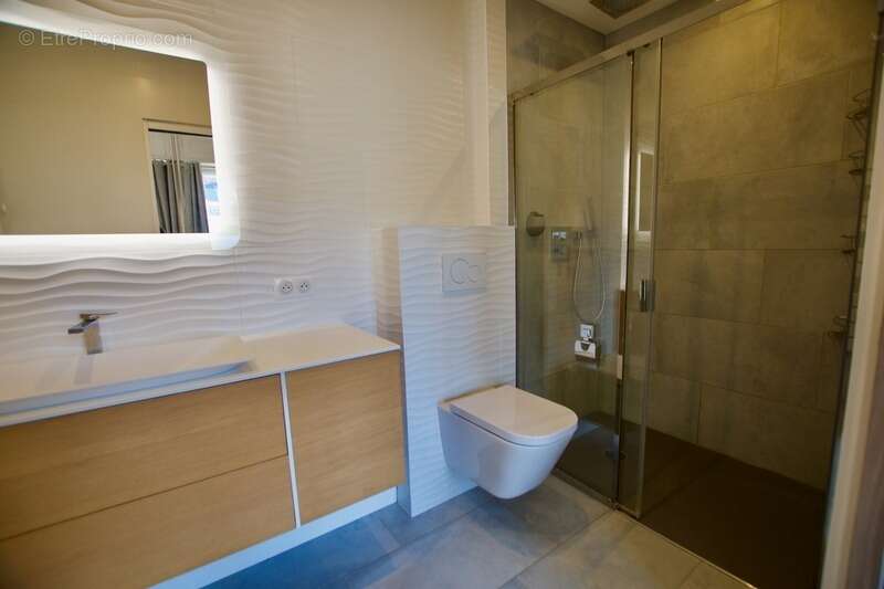 Annemasse centre (74100) - t5 haussmannien - 161 m² - photo 8