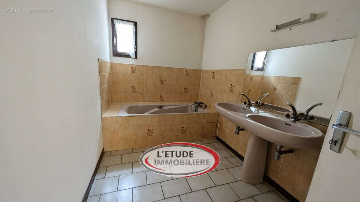 Photo 9 - Maison à HAUTE-GOULAINE