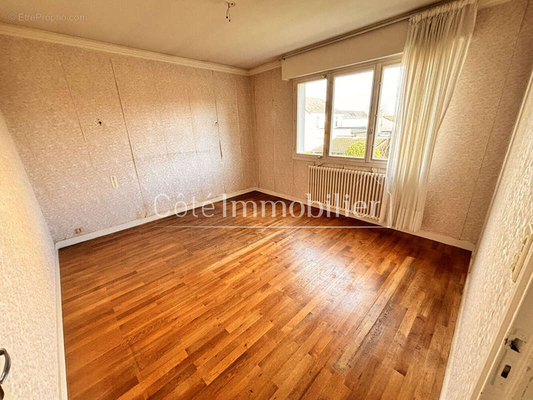 Maison à BASSE-GOULAINE