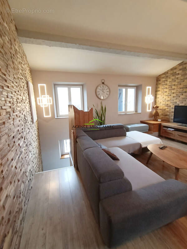 Maison à CABRIS
