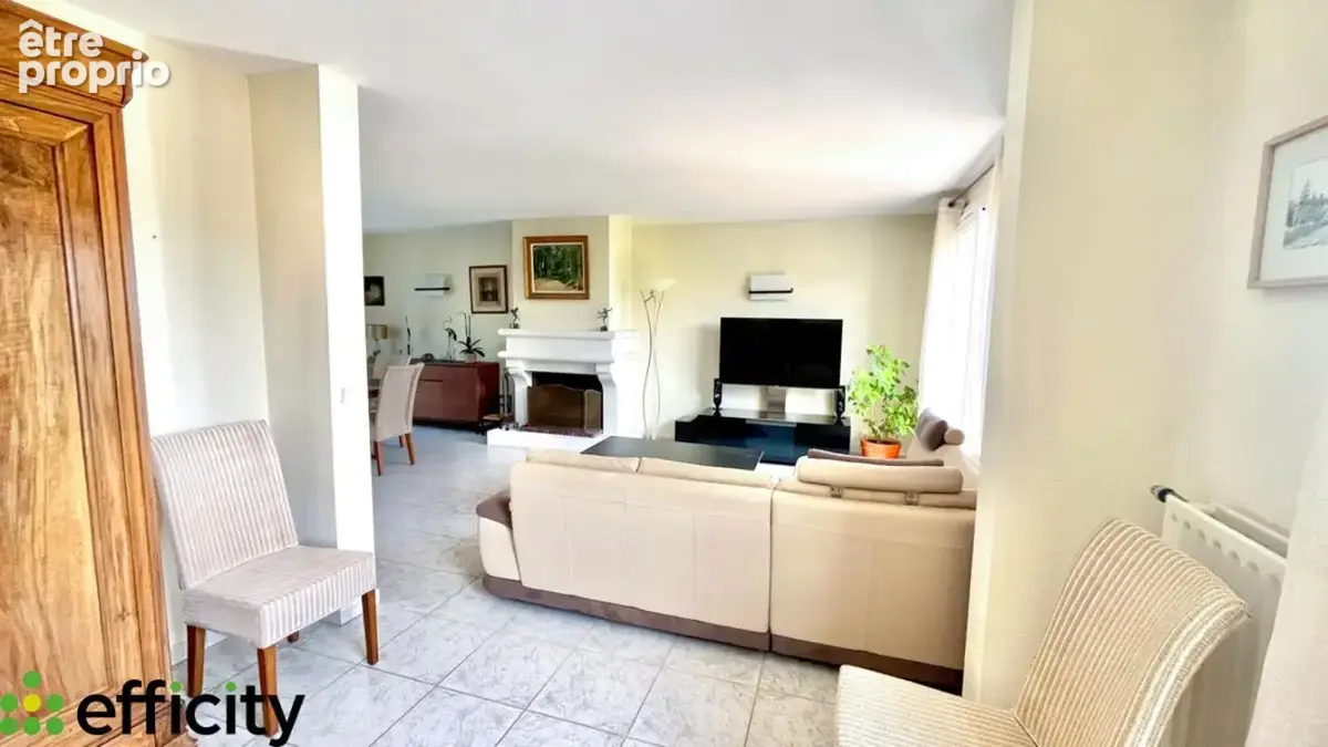 Maison 144 m² à Epone  - photo 6