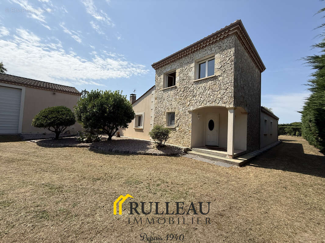 15 km de bordeaux- villa familiale de 227 m2 sur beau terrain de 3244 m2 avec terrain constructible - photo 4