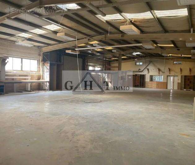 Commerce à FONTENAY-SOUS-BOIS