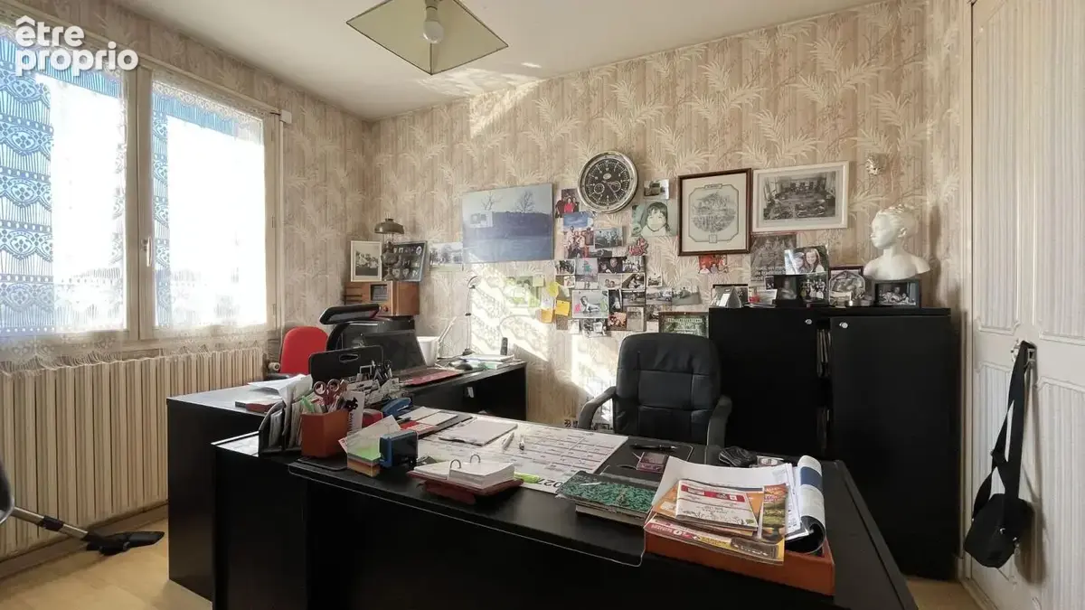 Maison de 195 m² à vendre avec entrepôt de 230 m² - photo 8
