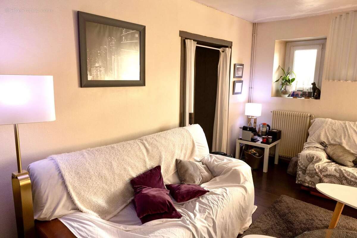 Maison à SAINT-PIERRE-SUR-DIVES