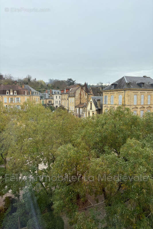 Appartement à SARLAT-LA-CANEDA