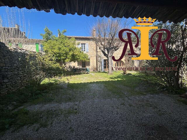 Maison à LAGNES