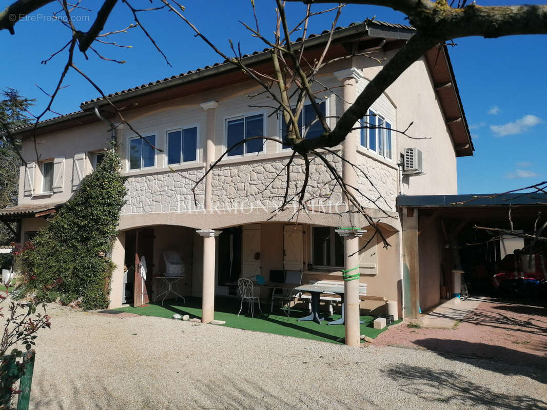 Maison à CHATILLON-SUR-CHALARONNE