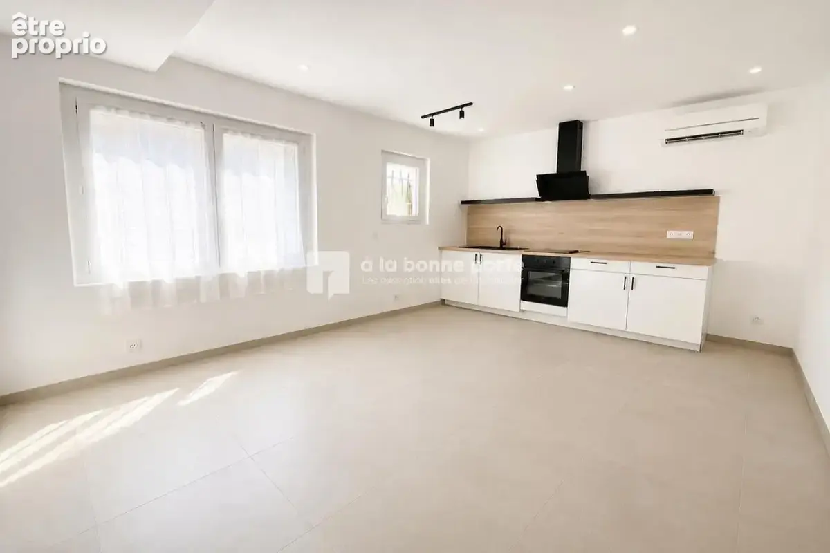 Appartement 2 pièces 37 m² à vendre à Le Beausset (83330) - photo 2