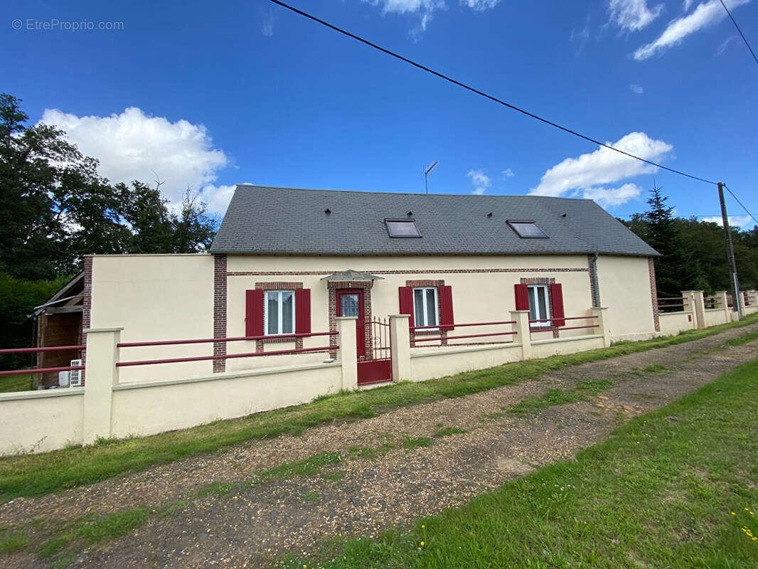 Maison à BRETEUIL