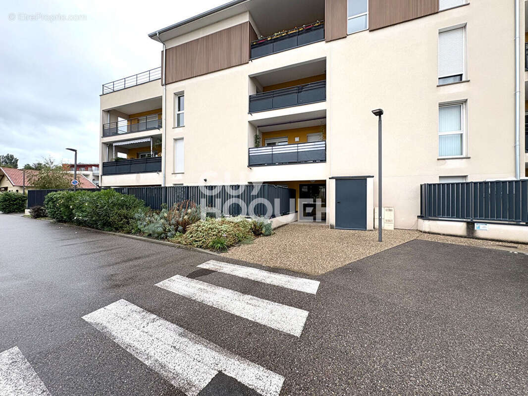 Appartement à GRIGNY