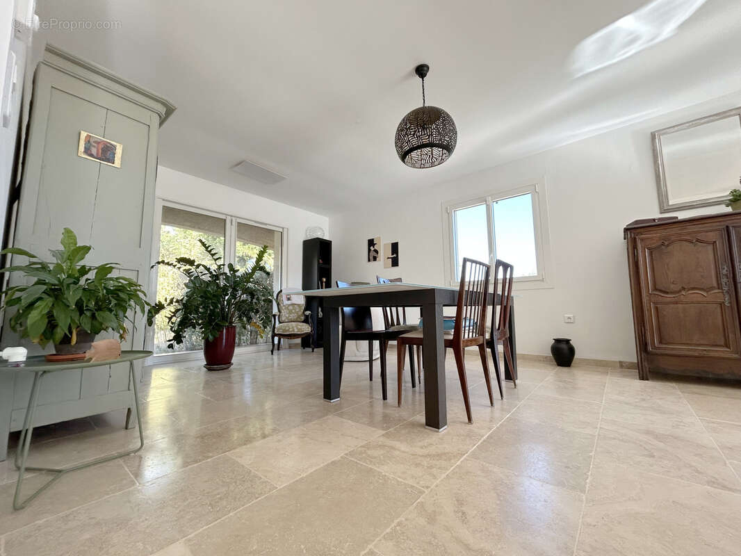 Maison à LEZIGNAN-CORBIERES