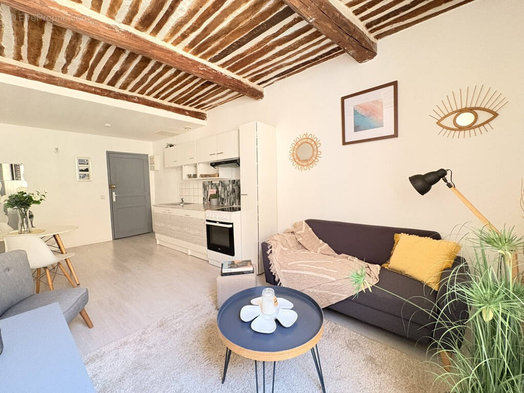 Appartement à ROGNES