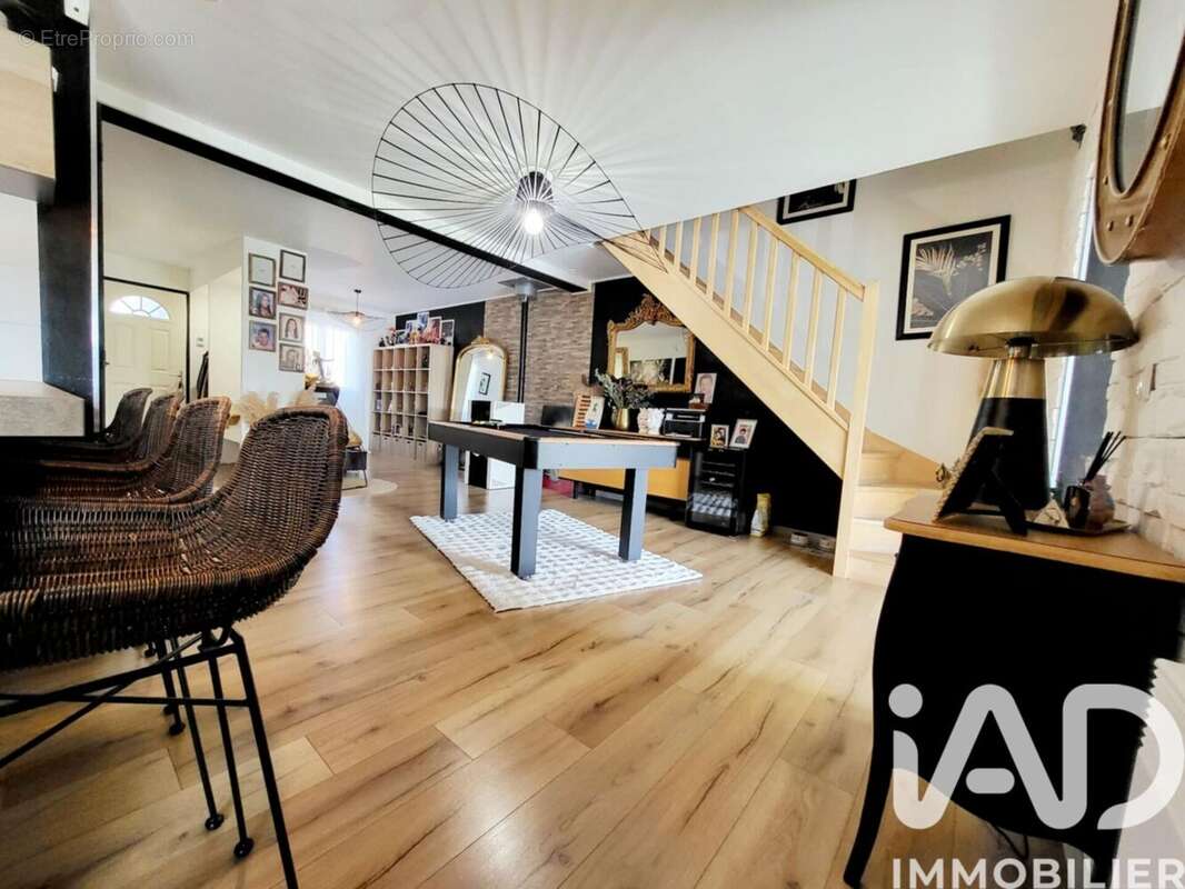 Maison 130 m² à Avril  - photo 4