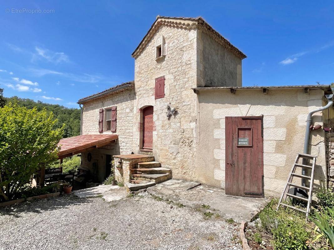 Maison à SAUVETERRE