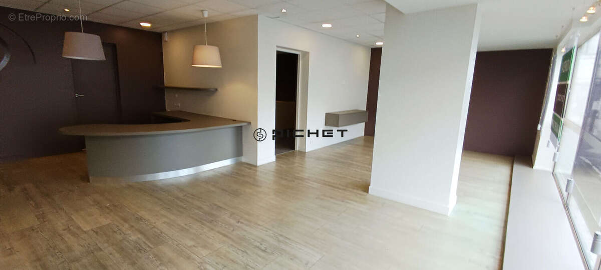 Commerce à ANGOULEME