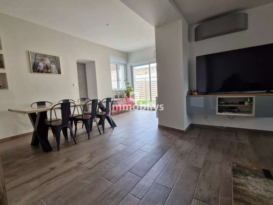 Maison à MARCHIENNES