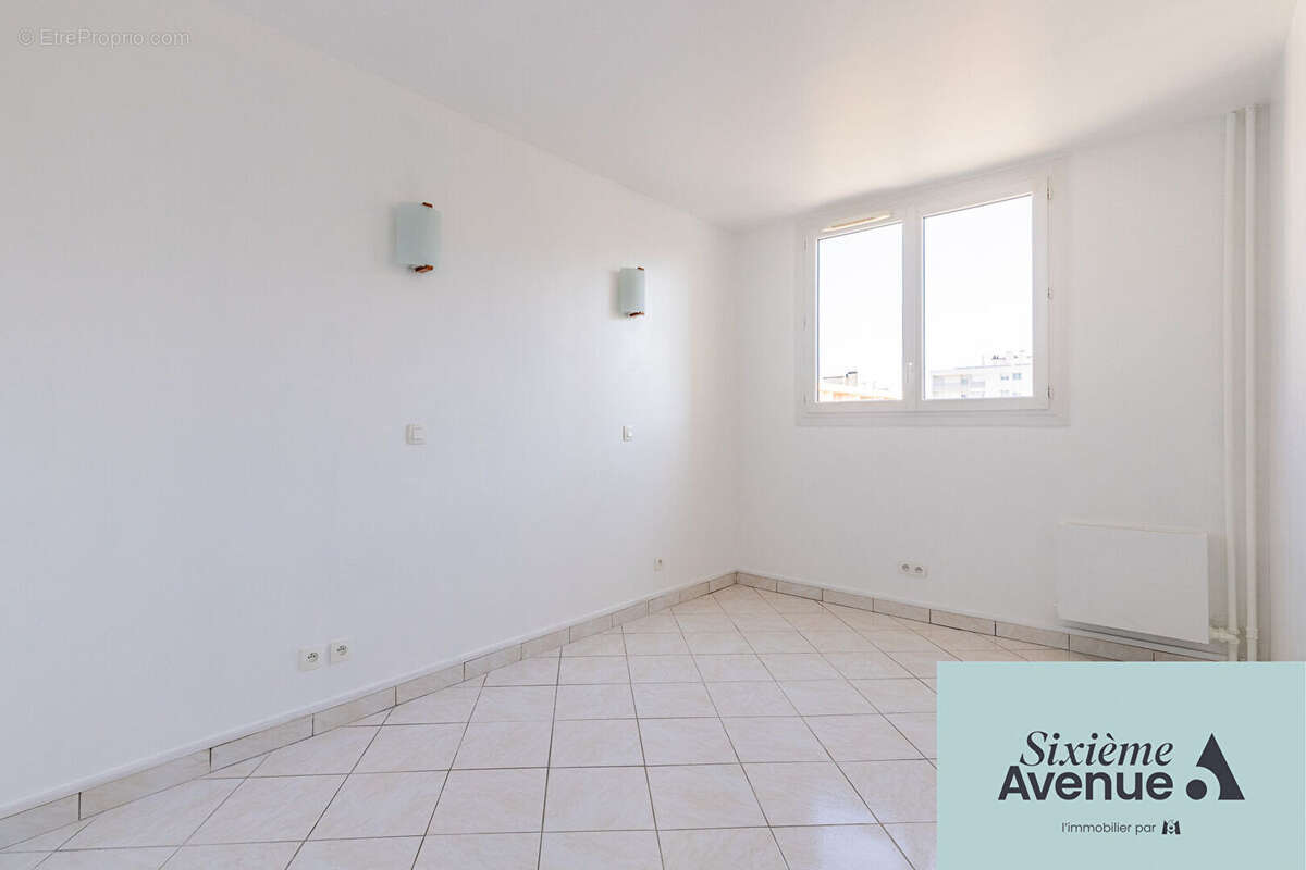 Appartement à CHILLY-MAZARIN