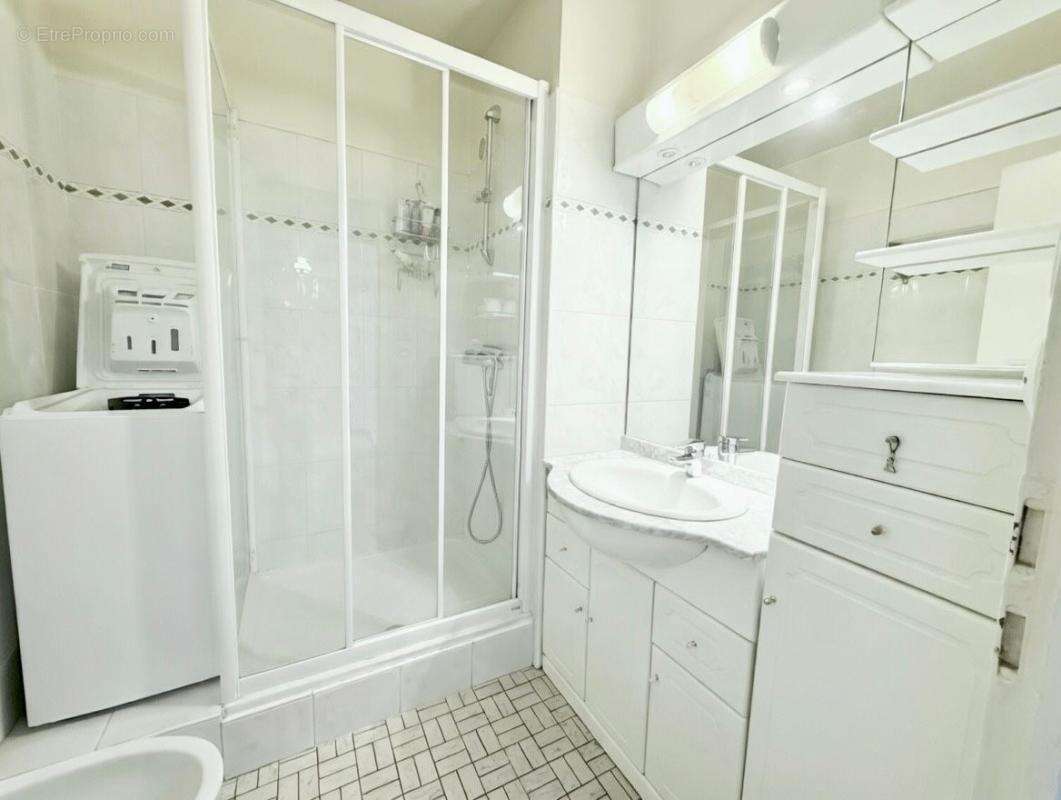 Appartement à AIX-LES-BAINS