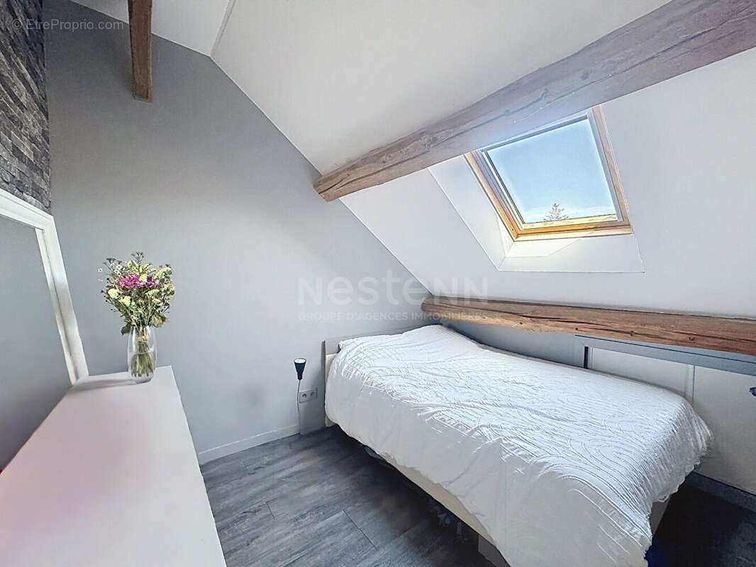 Appartement à LAMORLAYE