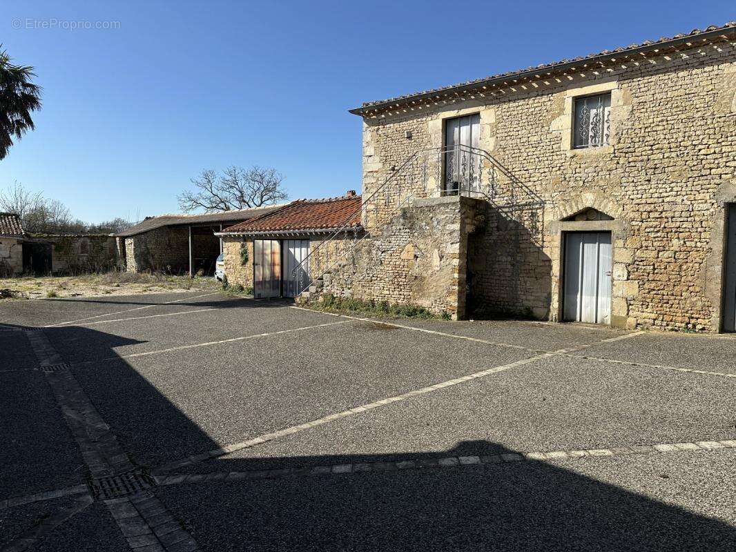 Maison à ANGLES