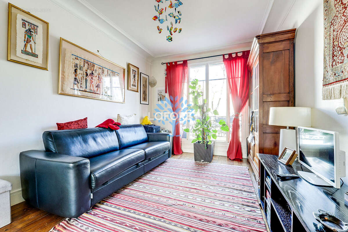 Appartement à PARIS-11E