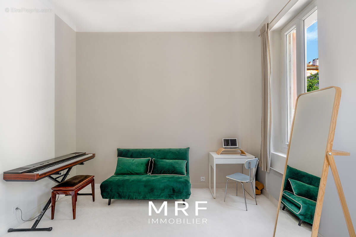 Appartement à MARSEILLE-5E