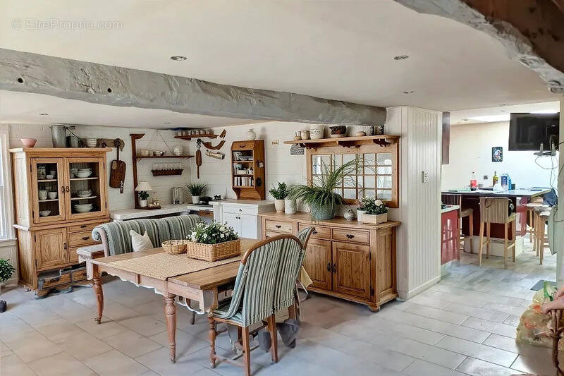 Maison à PIRE-SUR-SEICHE