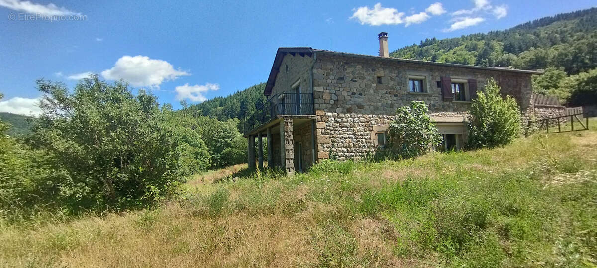 Maison à SAINT-MARTIN-DE-VALAMAS
