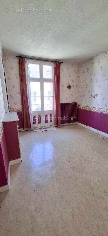 Maison à CHATEAU-RENAULT