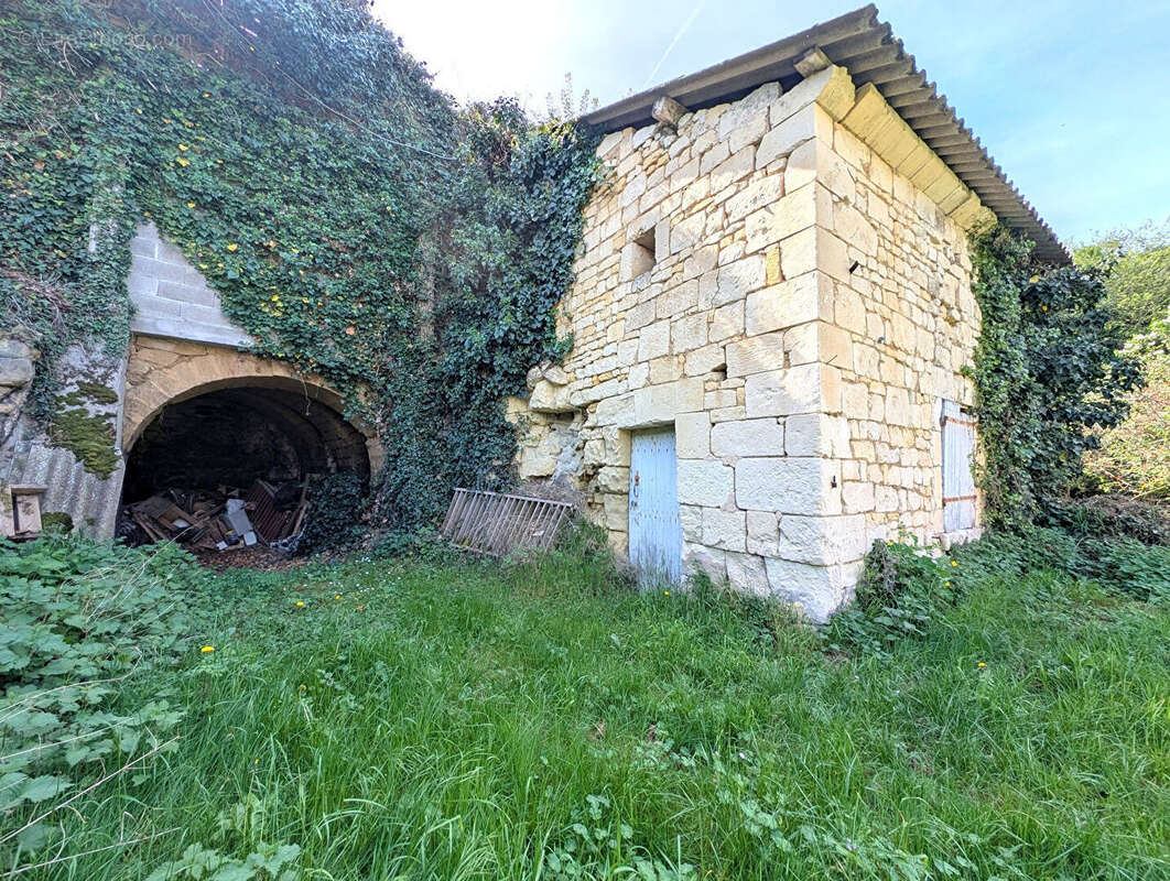 Maison à DOUE-LA-FONTAINE