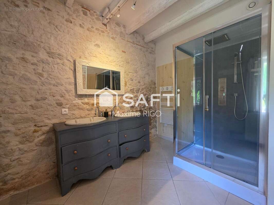 Maison 373 m² à Mauvezin-Sur-Gupie  - photo 8
