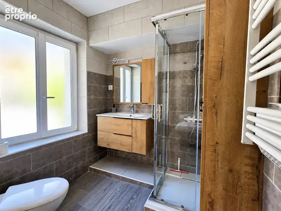 Vienne Guillemottes – Maison 6 Chambres – Terrain 808 M² - photo 9